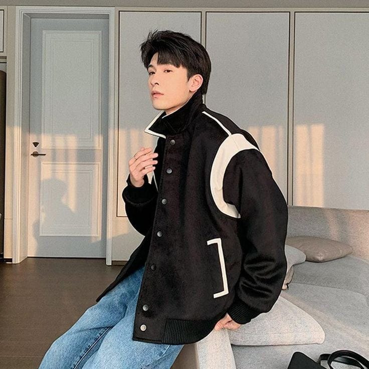 dripmozo Classic Varsity Jacket – Retro Letterman Style Streetwear for Men & Women