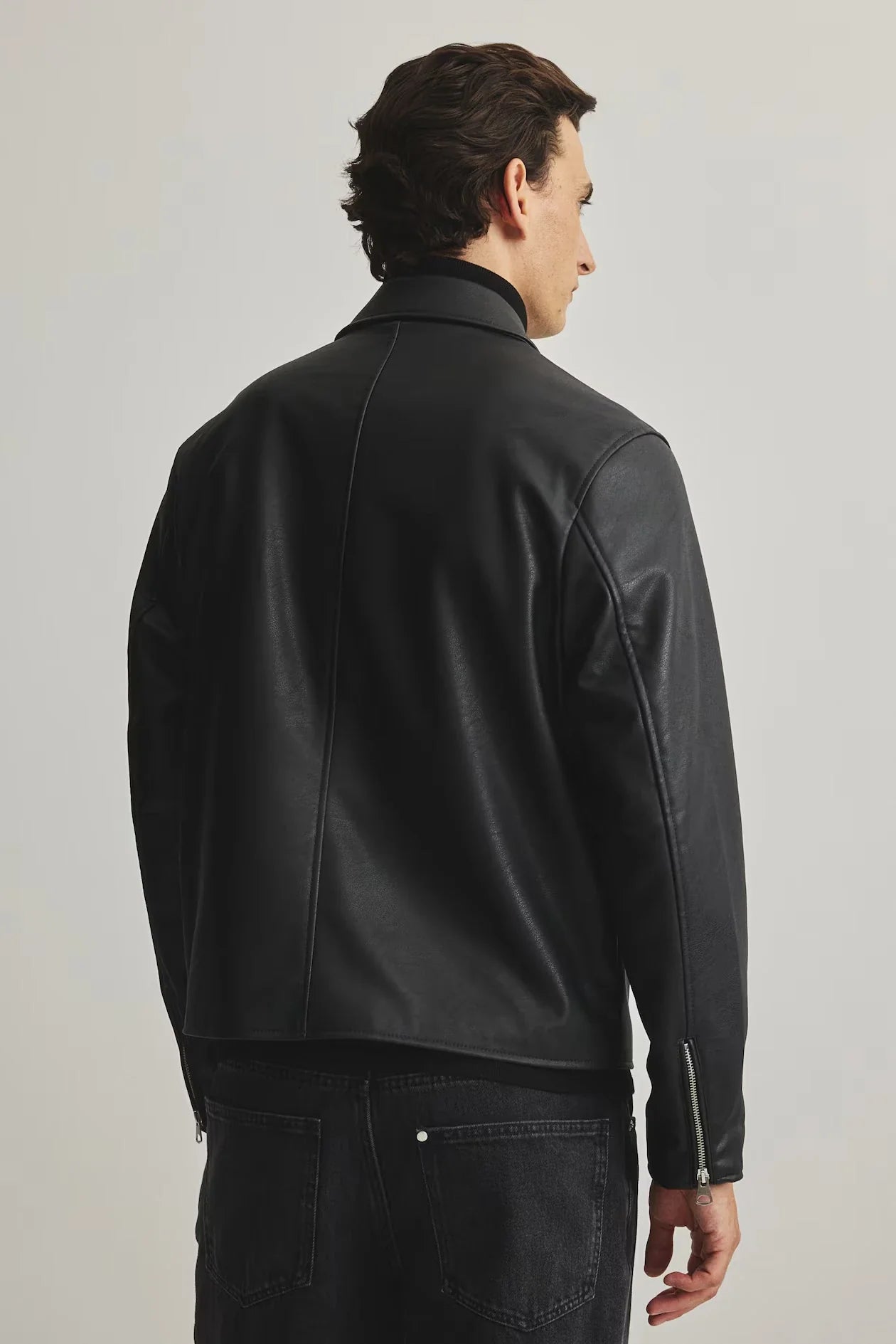 Dripmozo Men’s Premium Black Faux Leather Jacket – Classic Oversized Fit.